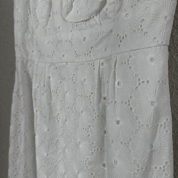 Antonio Melani Cocktail White Dress Mini Tank Keyhole Ruffle V-Neck Zipper Sz 2 - Picture 10 of 16